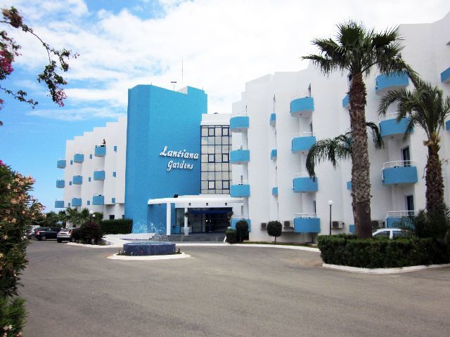 Lantiana Gardens Aparthotel Protaras Buitenkant foto
